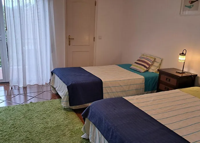 Semesterbostad Alto Do Sobreiro *